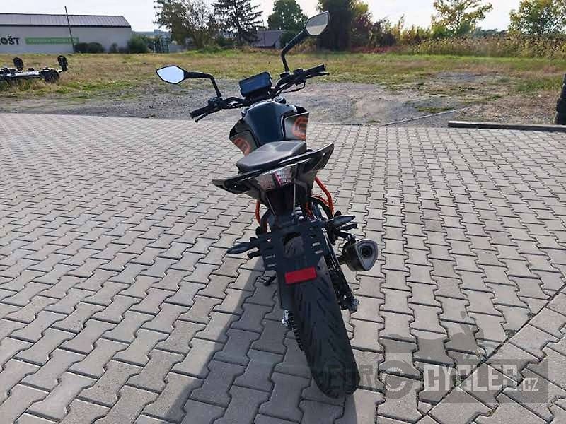 KTM 125 Duke (2021) - fotka 6 z 11