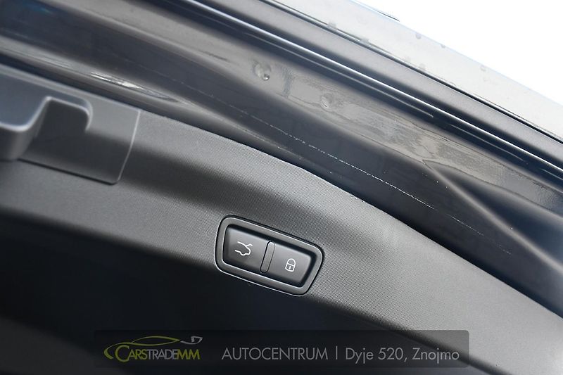 Alfa Romeo Stelvio 2.2 Diesel 16V 154kW Veloce AT - fotka 48 z 53