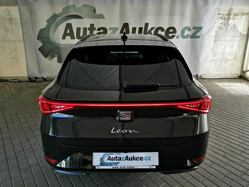 Seat Leon (2022) 1.5 Tsi DSG KESSY LED VIRTUÁL  - fotka 9 z 30