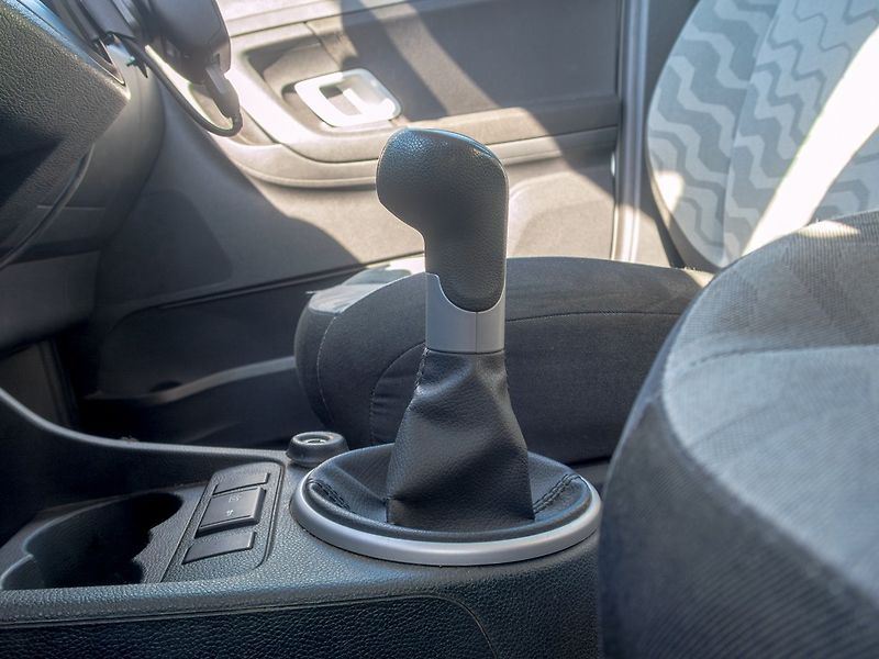 Škoda Fabia (2007) 1.2HTP 44KW – PO SERVISU - fotka 18 z 34