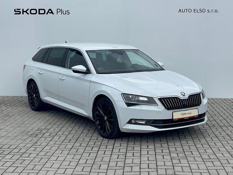 Škoda Superb (2017) Combi 2.0 TDI / 110 kW DSG Sty - fotka 27 z 30
