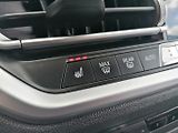 BMW Řada 3 (2020) 2.0 318D  A/T,Kůže,Ambient. - náhled 15