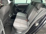 Volkswagen Golf (2017) 1.4 TSi, Allstar, bixen - náhled 10