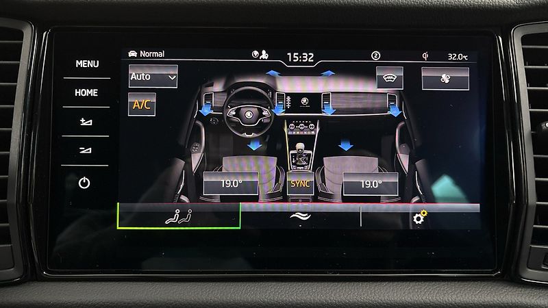 Škoda Kodiaq 2.0 TDI DSG 4x4 Sportline Excl - fotka 28 z 31