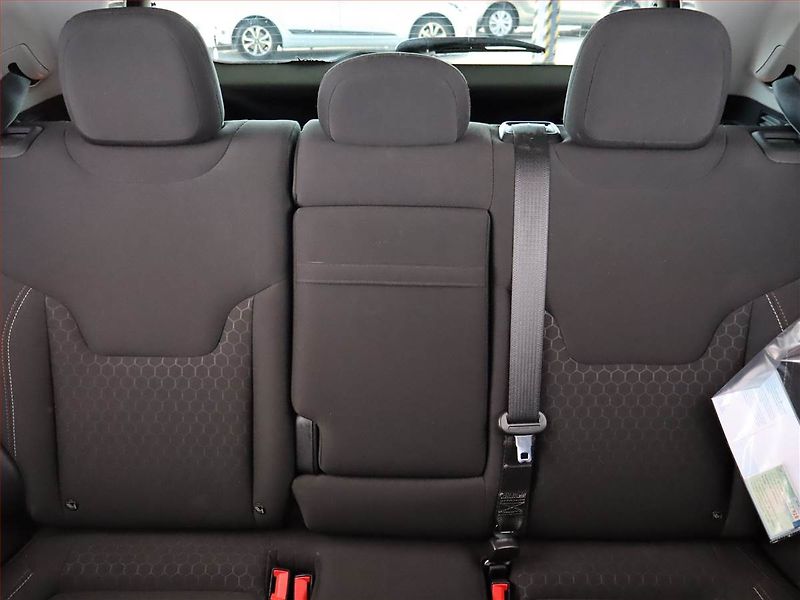 Jeep Compass (2019) 1.6 MultiJet, Tempomat - fotka 10 z 21