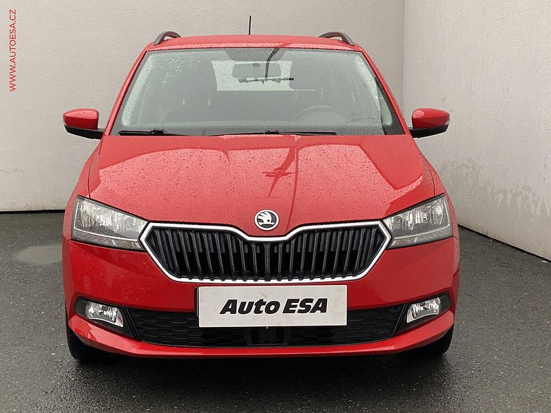 Škoda Fabia (2019) 1.0TSi, ČR, Ambition - fotka 2 z 15