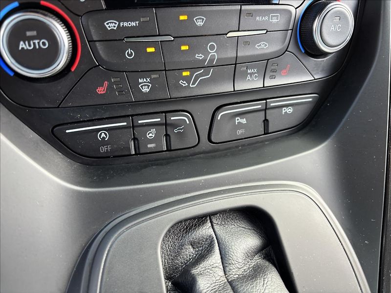 Ford Kuga 2,0 EcoBoost 170kW  ST-Line - fotka 37 z 50