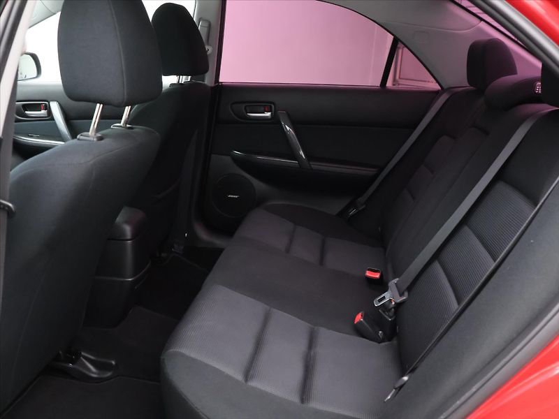 Mazda 6 2,0 i 108kW Aut.klima - fotka 13 z 24