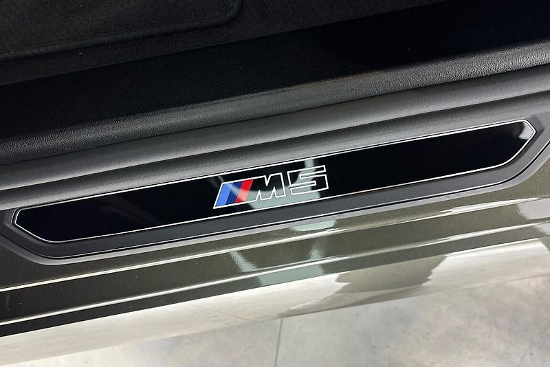 BMW M5 Sedan - fotka 26 z 28