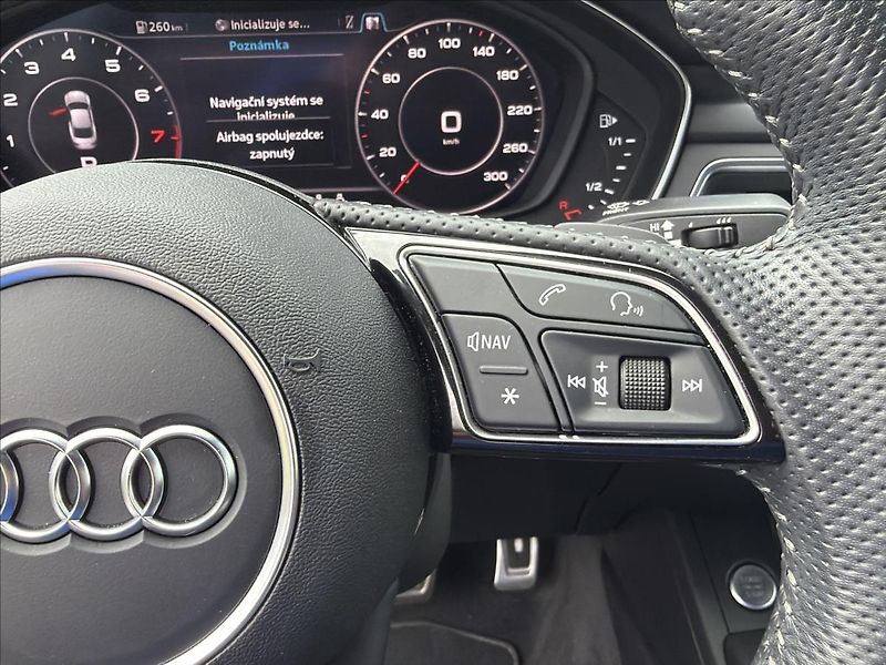 Audi A5 2,0 TFSI 185kW 4x4 AT Sport - fotka 17 z 32