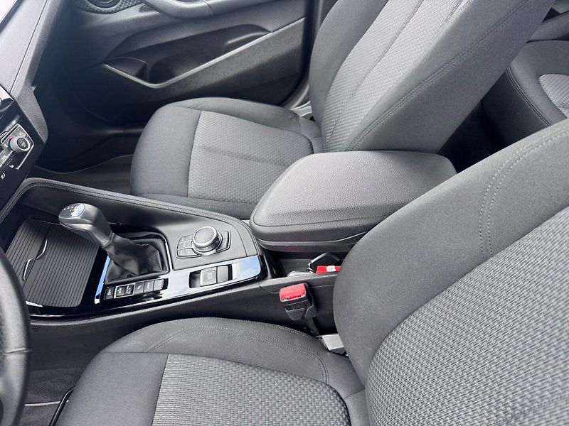 BMW X2 (2022) 4X4 25E 1,5i 162KW ZÁRUKA DPH - fotka 37 z 50