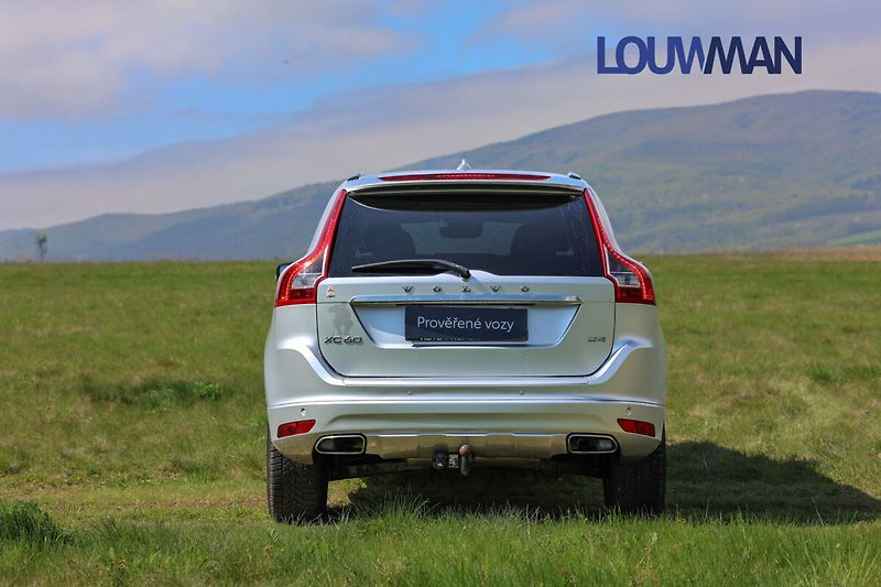 Volvo XC60 2.0 D4 Ocean Race - fotka 25 z 26