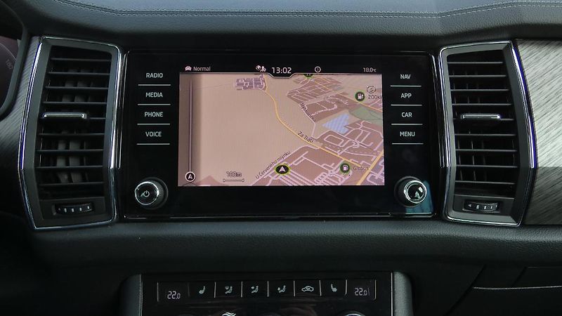 Škoda Kodiaq 2.0 TDI 110 kW Style 4x4 DSG - fotka 15 z 25