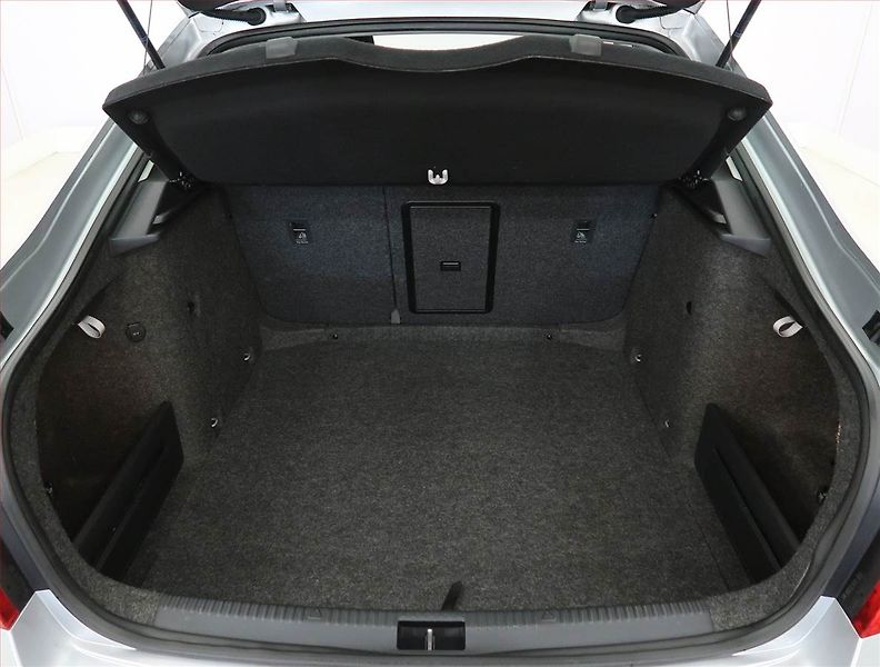 Škoda Octavia (2013) Elegance 1.6 TDI, Tempomat - fotka 13 z 21