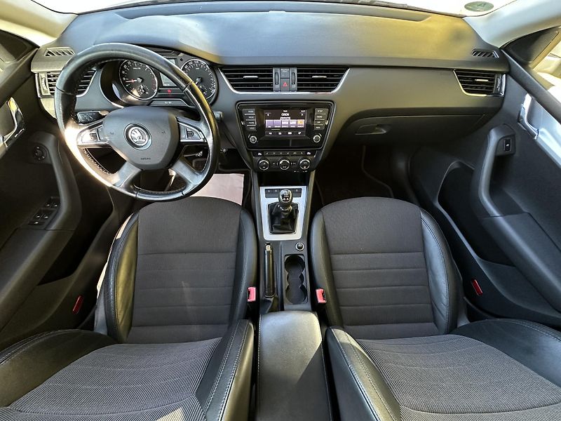 Škoda Octavia (2014) KOMBI 4x4 *1.6TDI/77kW *2.Maj - fotka 8 z 38