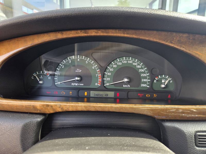 Jaguar S-Type (2003) 3.0i - fotka 15 z 26