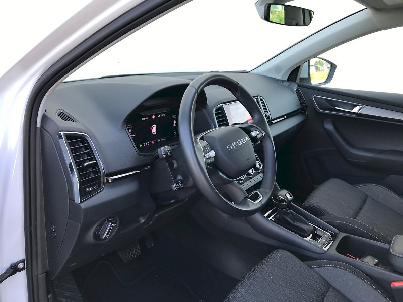 Škoda Karoq (2025) SEL TS 110/1.5 A7F - fotka 19 z 27