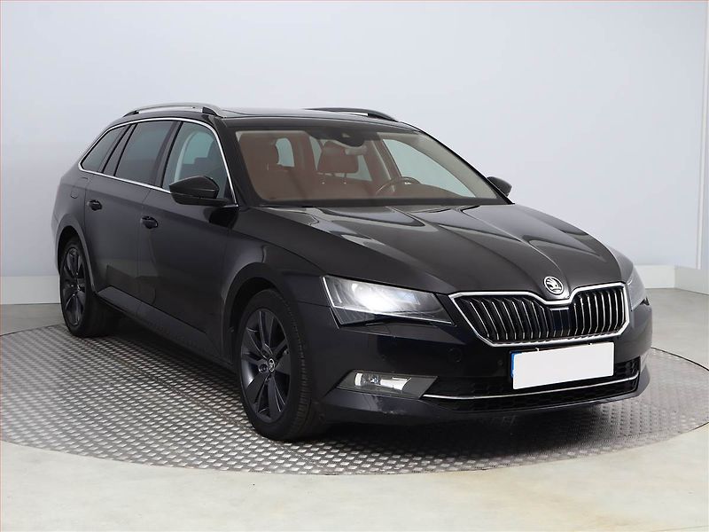 Škoda Superb (2016) Style 2.0 TDI, Automat - fotka 1 z 24