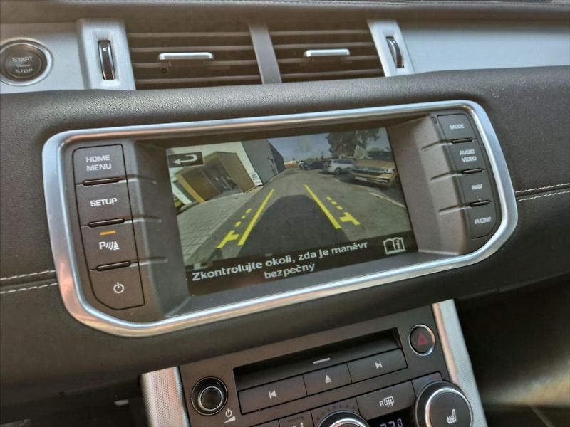 Land Rover Range Rover Evoque 2,2 SD4 DYNAMIC - fotka 16 z 20