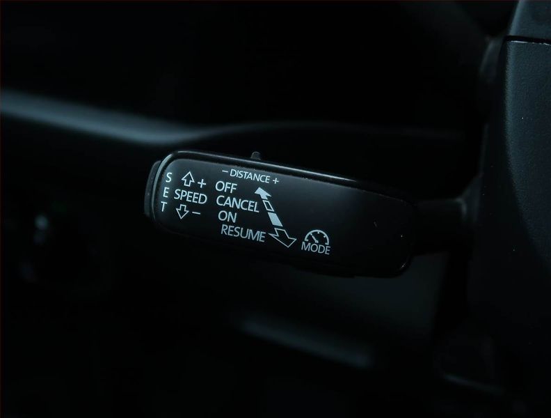 Volkswagen Multivan (2010) Comfortline 2.0 TDI 4Motion - fotka 14 z 18