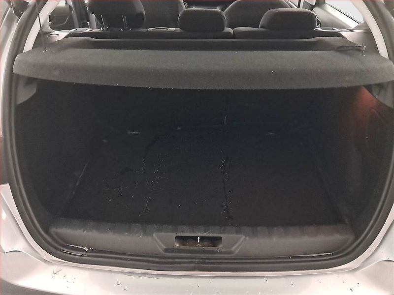 Peugeot 308 (2015) 1.6 BlueHDi, Tempomat - fotka 14 z 18