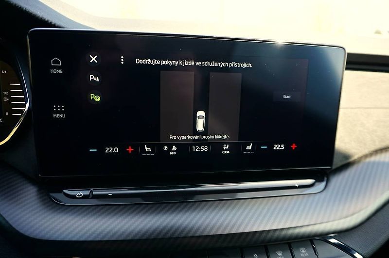 Škoda Octavia (2023) CHALLENGE 2.0 TSI 180 kW - fotka 37 z 50