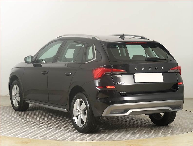 Škoda Kamiq (2020) Style 1.5 TSI, ČR,1.maj - fotka 4 z 18