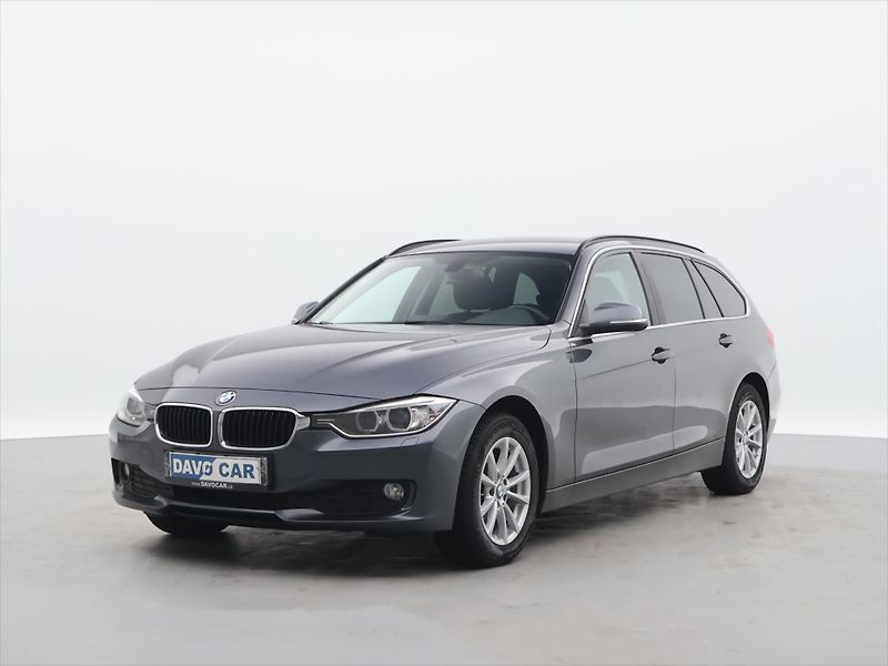 BMW Řada 3 2,0 320 XDrive 135kW Aut. - fotka 3 z 31