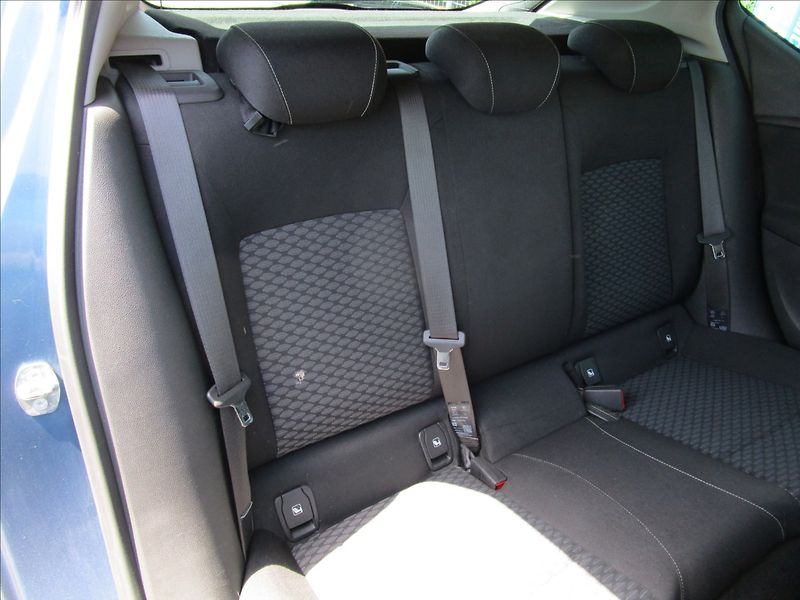 Opel Astra 1.4 Turbo Enjoy, 2. maj. - fotka 23 z 38