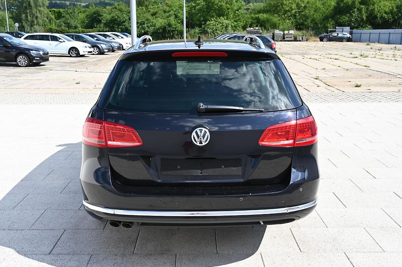 Volkswagen Passat Variant 2.0TDI 103KW Highline  - fotka 6 z 52