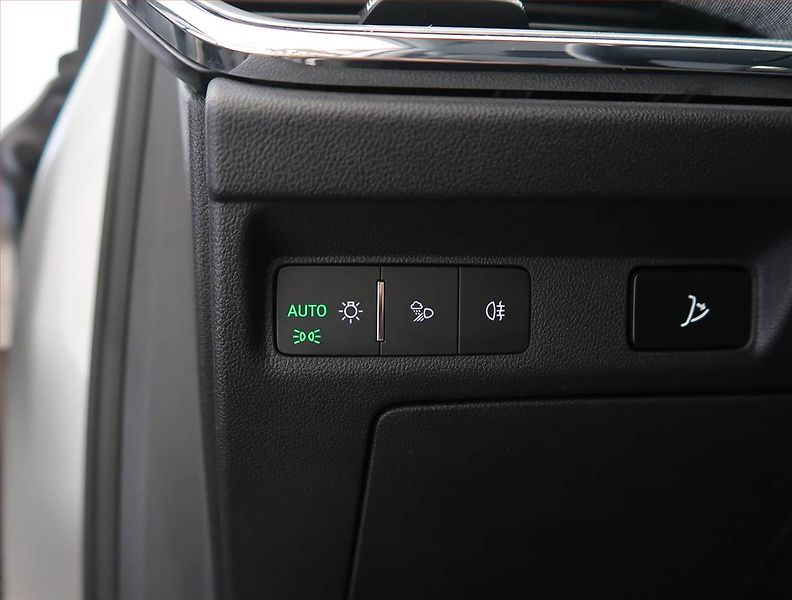 Škoda Enyaq (2023) 60 (62 kWh), SoH 92% - fotka 25 z 28