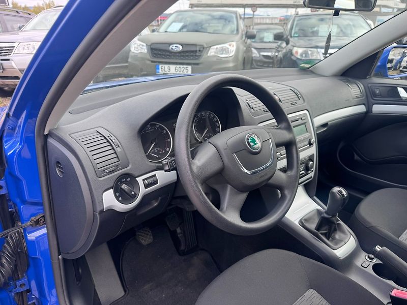Škoda Octavia (2009) 1,4 TSI 90 KW KOLA KILOMETRY - fotka 18 z 44