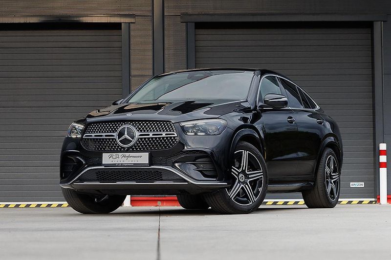 Mercedes-Benz GLE (2025) GLE 450d Coupe 4Matic AMG Line - fotka 10 z 49