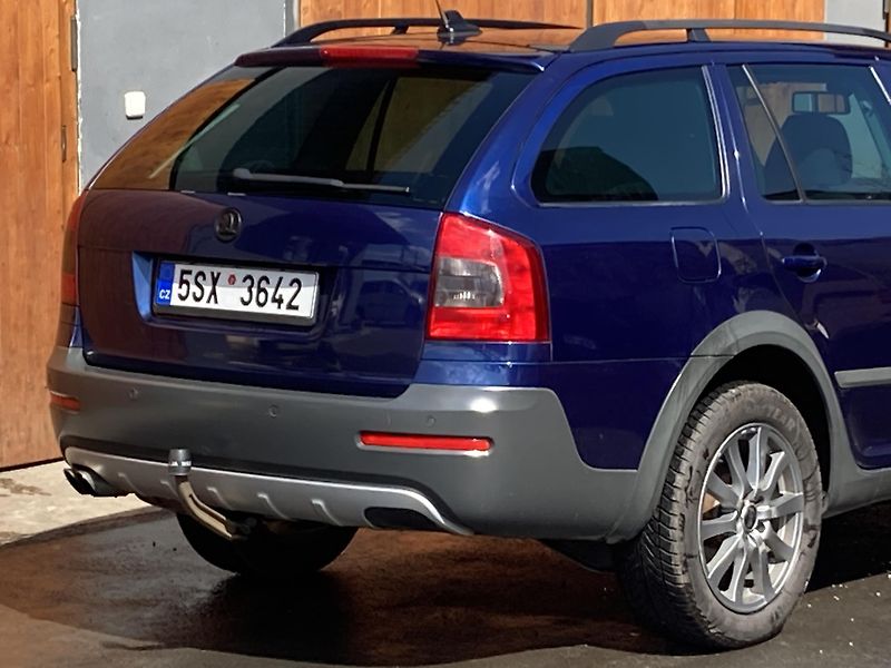 Škoda Octavia (2011) 2.0 TDi Scout bez koroze - fotka 6 z 22