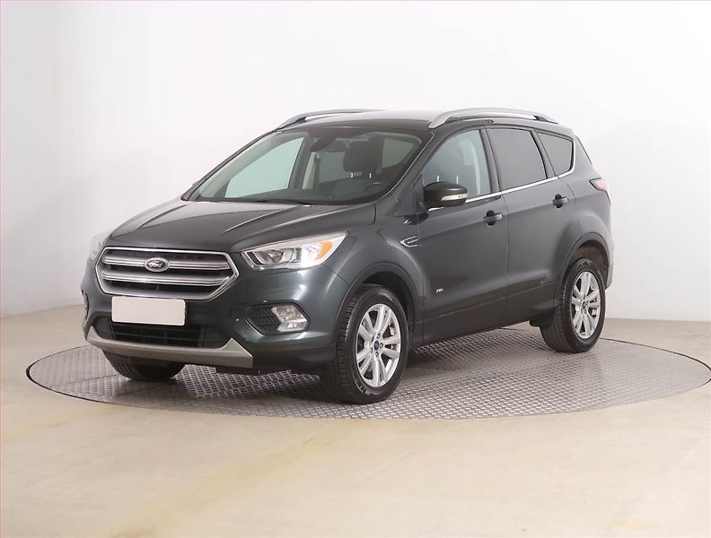 Ford Kuga (2016) 2.0 TDCi, 4X4, Navi, Tempomat - fotka 2 z 19
