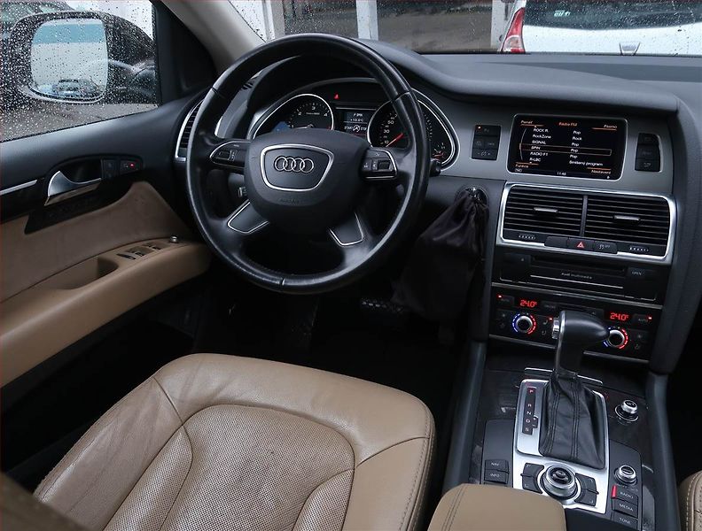 Audi Q7 (2012) 3.0 TDI, 4X4, Automat, Kůže - fotka 7 z 18
