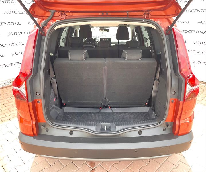 Dacia Jogger 1,0 1,0TCe,81kW,EXTREME LIMITE - fotka 10 z 27