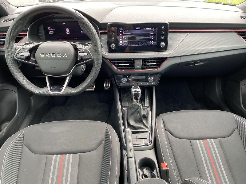 Škoda Kamiq (2025) 1.5 TSI DSG Monte Carlo - fotka 5 z 37