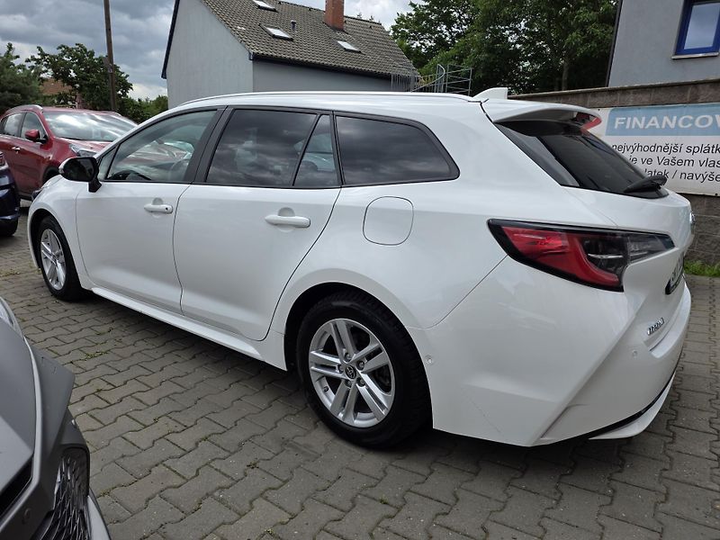 Toyota Corolla (2023) 1.8-1MAJITEL-PRAVIDELNÝ SERVIS - fotka 5 z 14