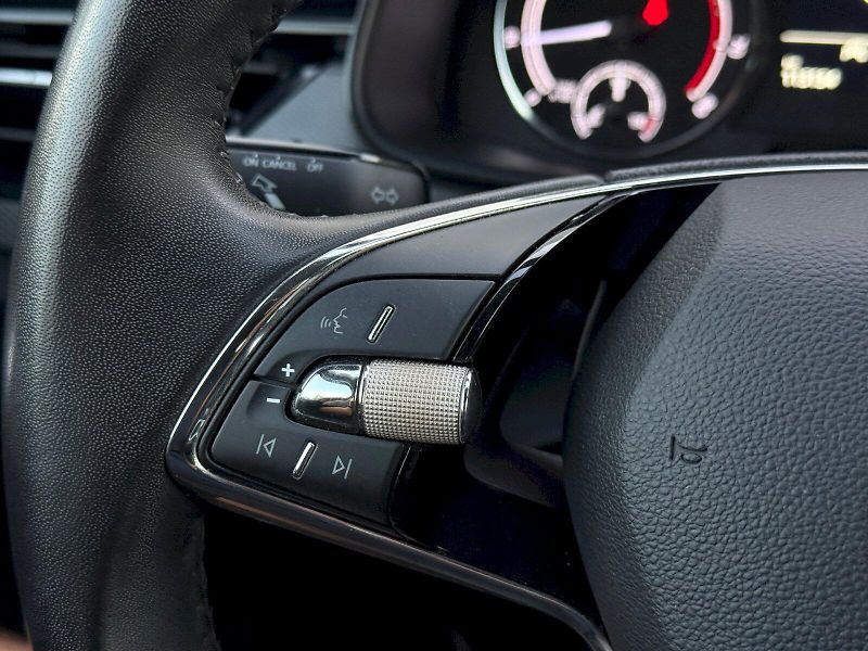 Škoda Scala (2022) 1.0 TSI 81 kW Ambition - fotka 15 z 22