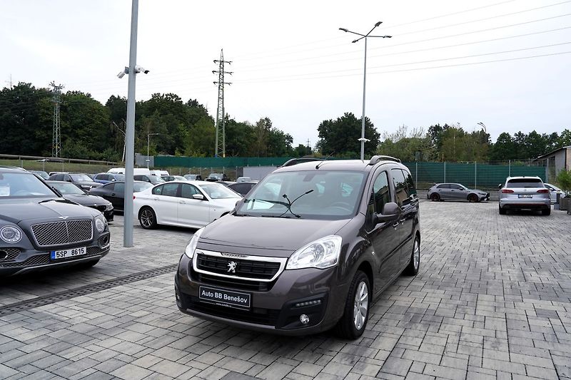 Peugeot Partner Tepee 1.6HDI Tepee OUTDOOR,120PS - fotka 2 z 38