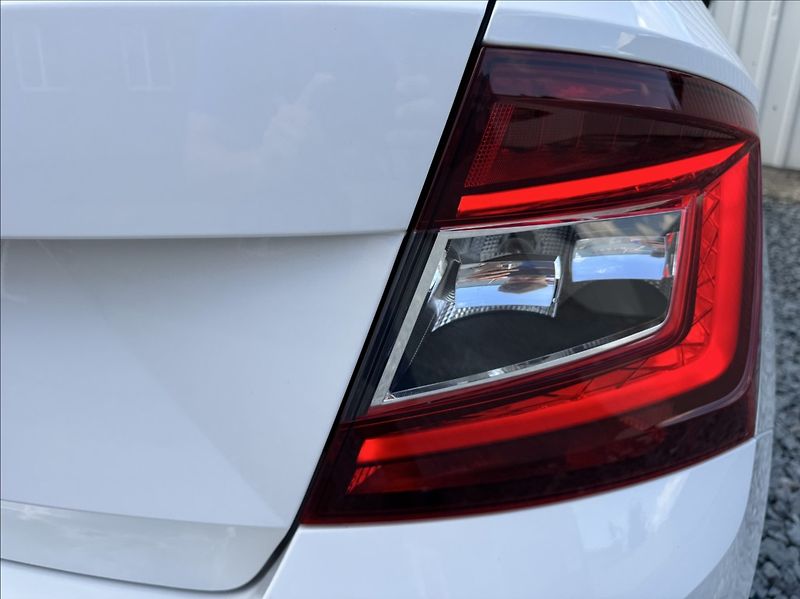 Škoda Fabia 1,0 TSI STYLE DPH 1maj původČR - fotka 16 z 50