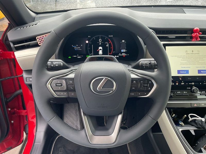 Lexus LBX NG23 1.5L HEV CVT - fotka 19 z 26