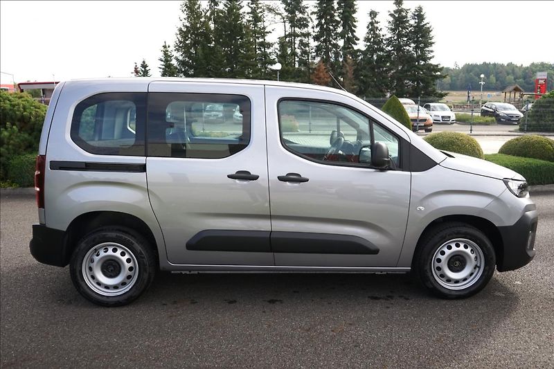 Citroën Berlingo (2026) 1,5 Diesel 100k ManualYOUPROFI - fotka 8 z 24