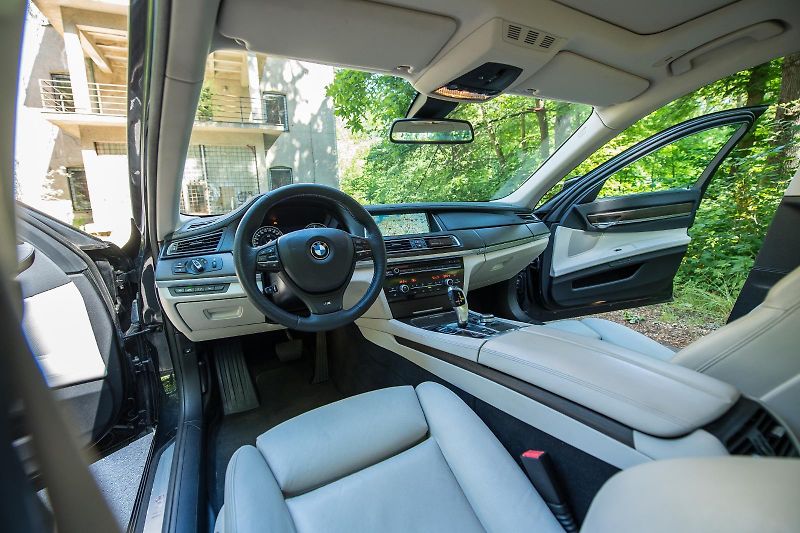 BMW Řada 7 (2012) - fotka 7 z 12