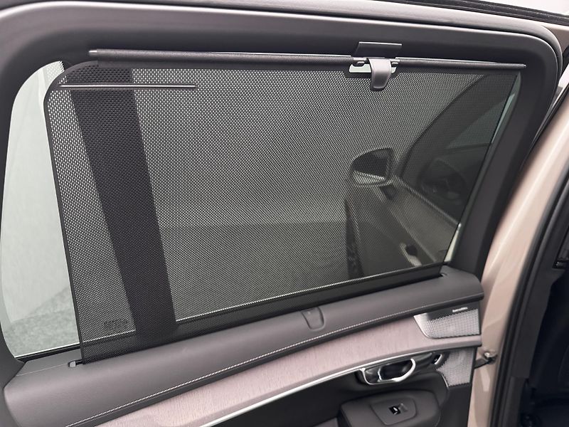 Volvo XC90 (2026) B5 AWD AUT BRIGHT ULTRA 7míst - fotka 22 z 29