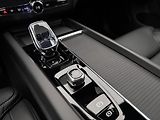 Volvo XC60 (2026) B5 AWD AUT ULTRA BLACK EDITION - náhled 21