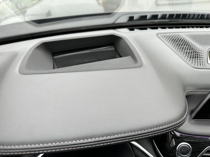 BMW Řada 7 (2019) BMW 745Le xDrive LONG aut. ser - fotka 46 z 57