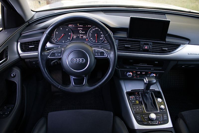 Audi A6 - fotka 19 z 22