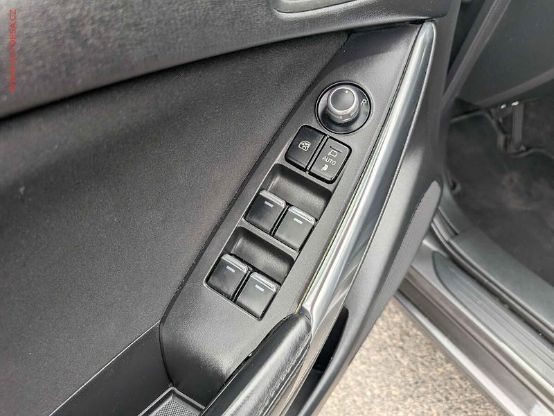 Mazda 6 (2018) 2.0 i, ČR, Attraction, AT - fotka 11 z 17